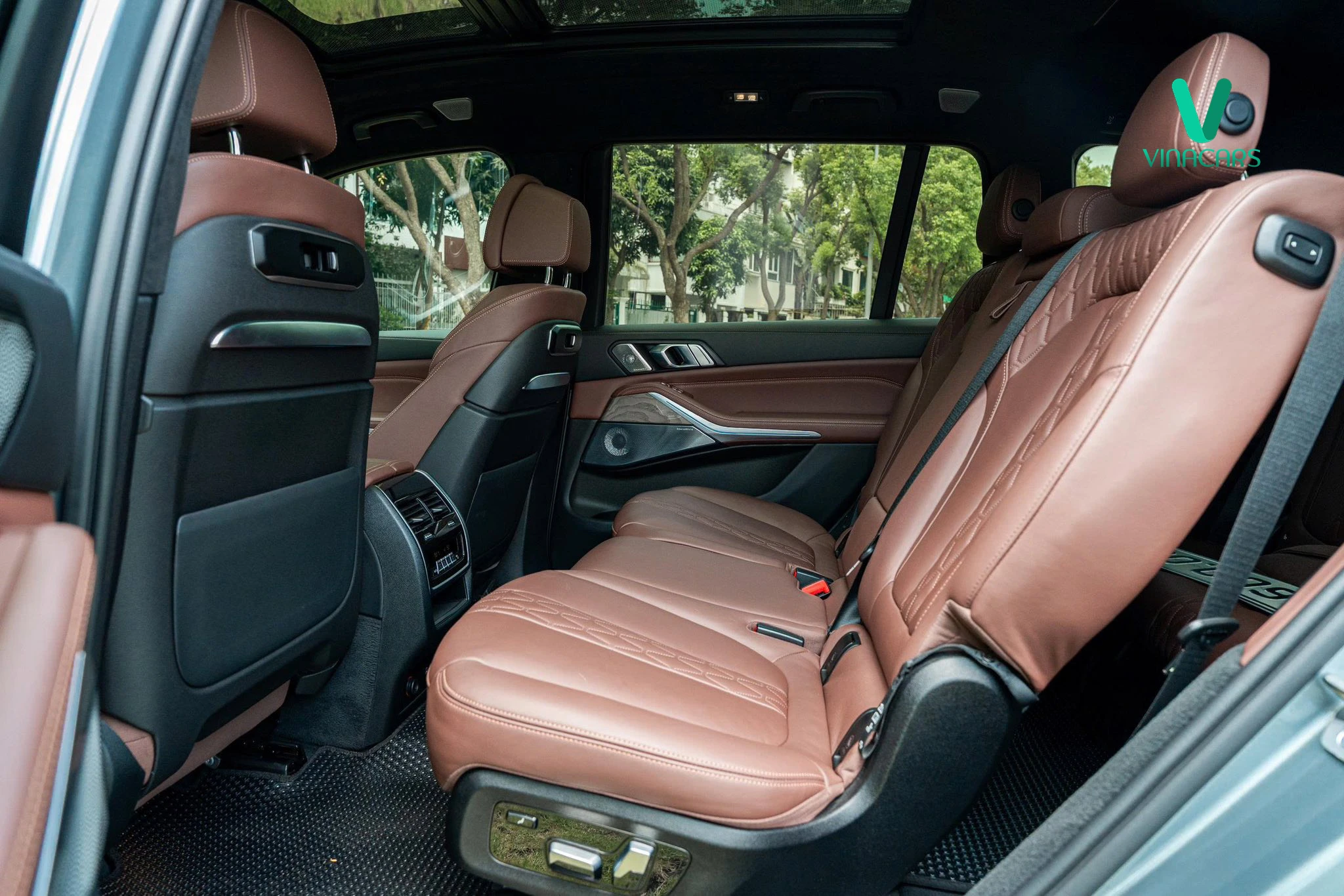 BMW X7 Pure Excellence LCI 2023