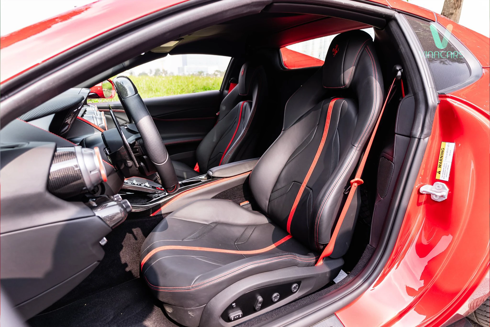 Ferrari 812 GTS 2023