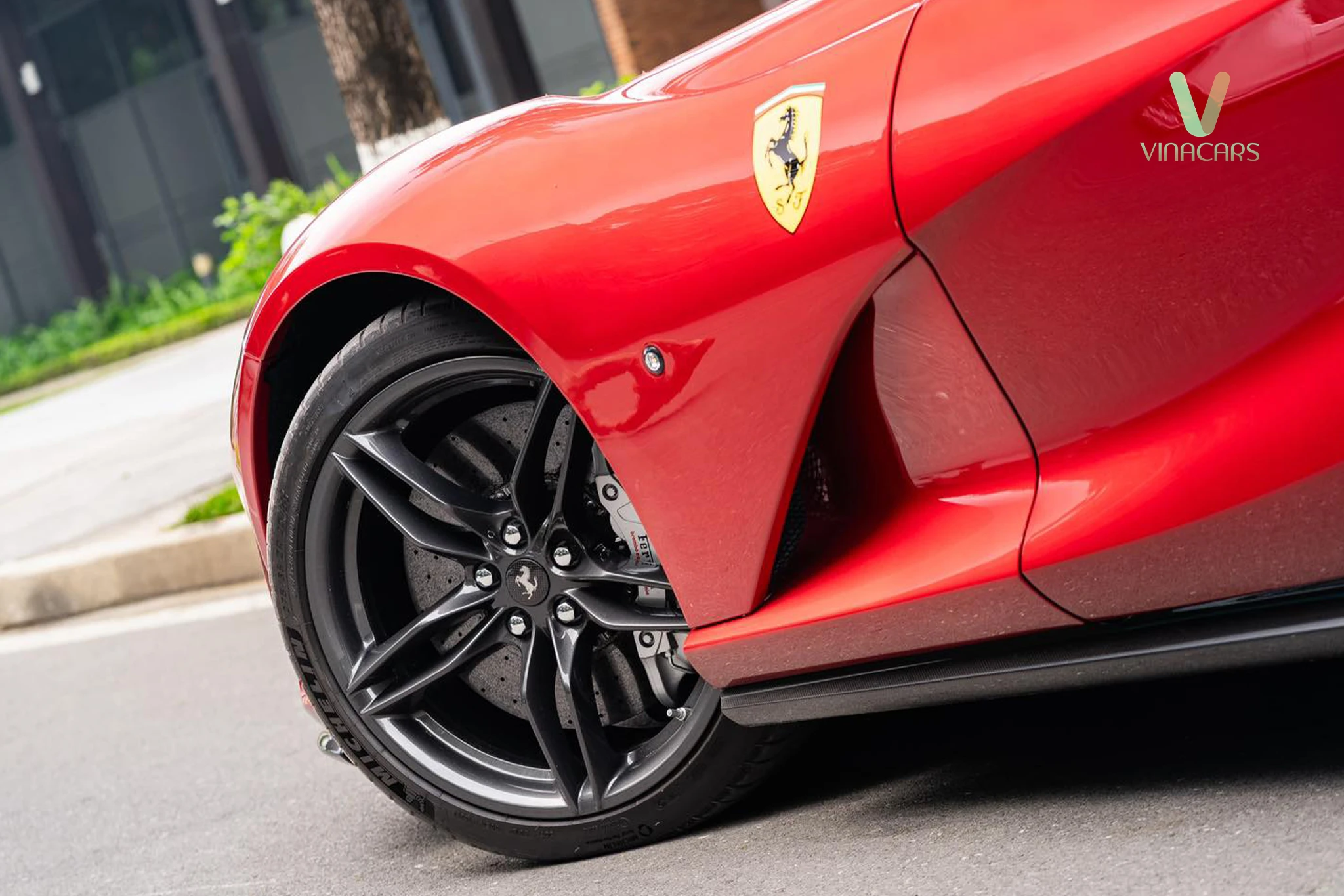 Ferrari 812 GTS 2023