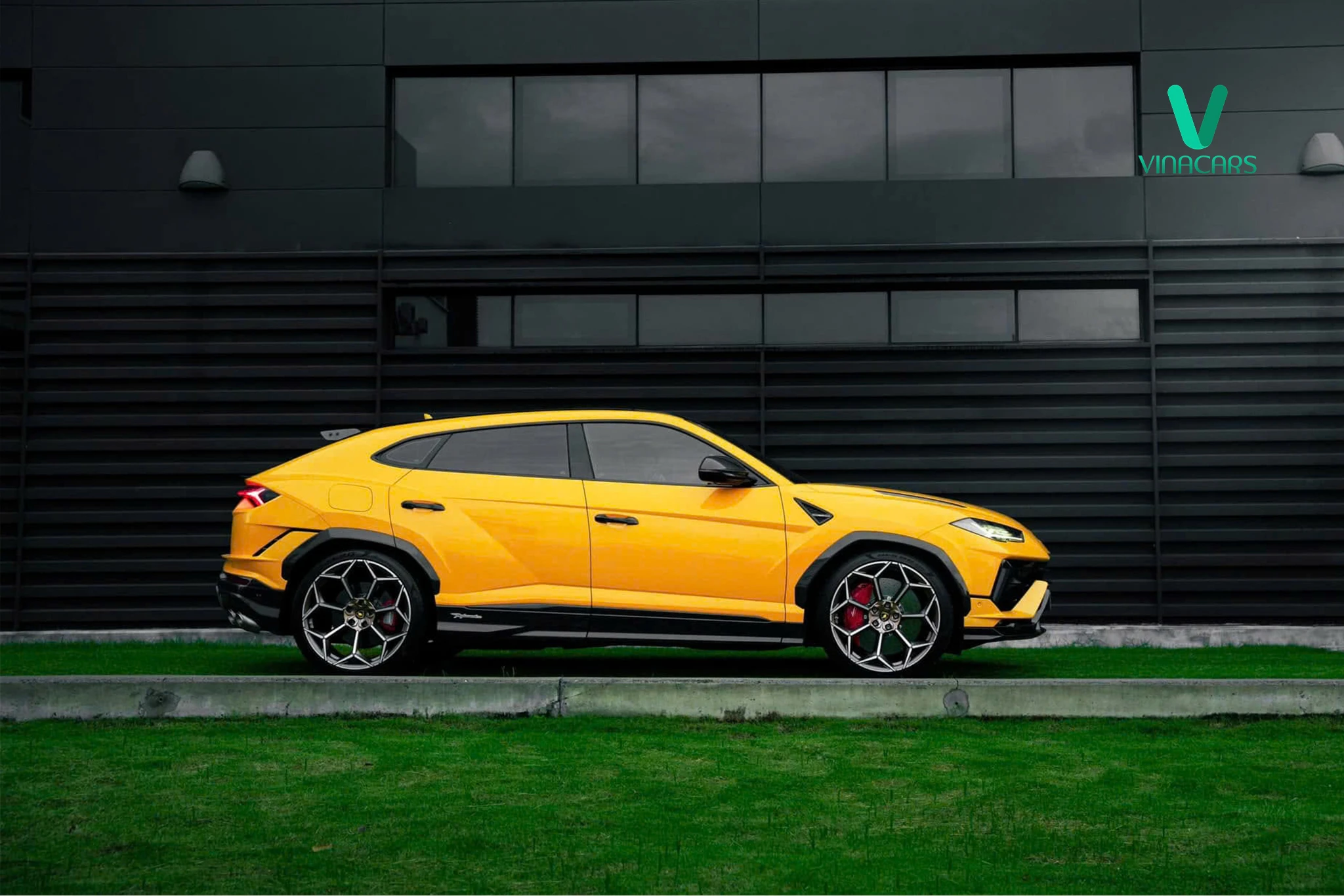 Lamborghini Urus Performante 2023