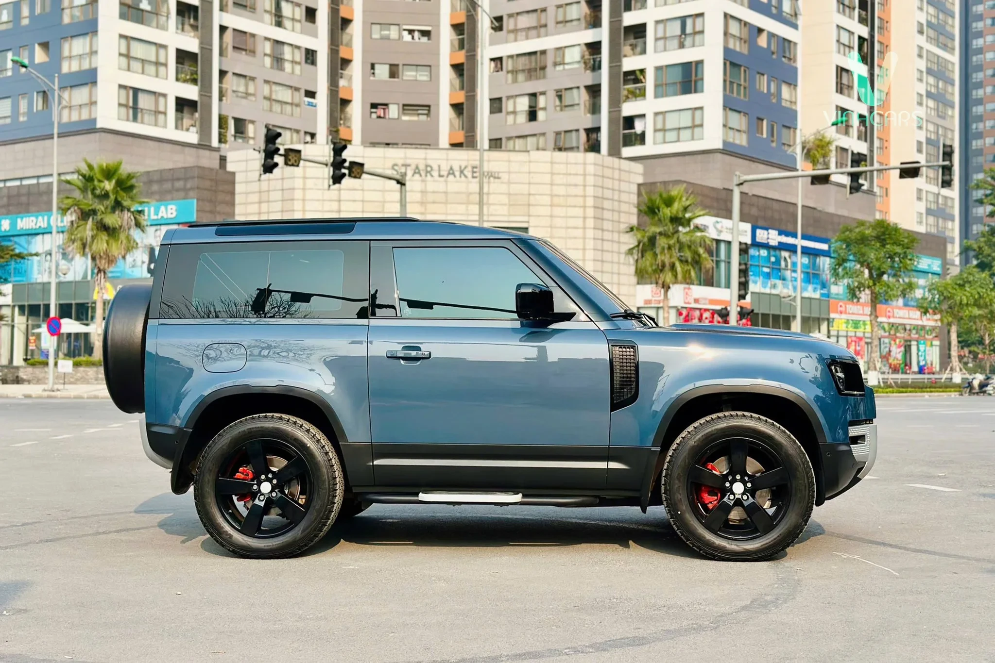 Landrover Defender 90 HSE 2023