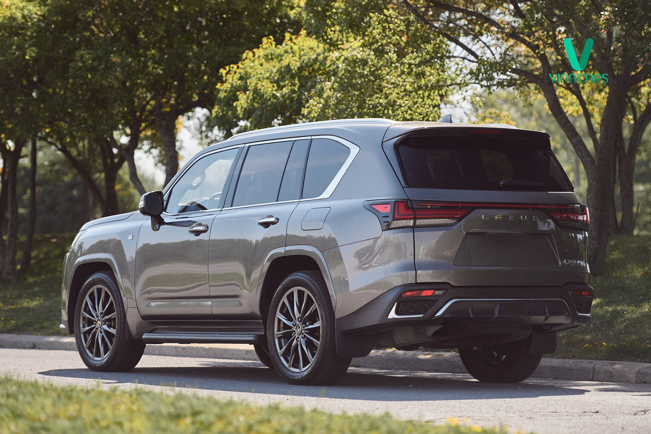 Lexus LX600 F-Sport 2025