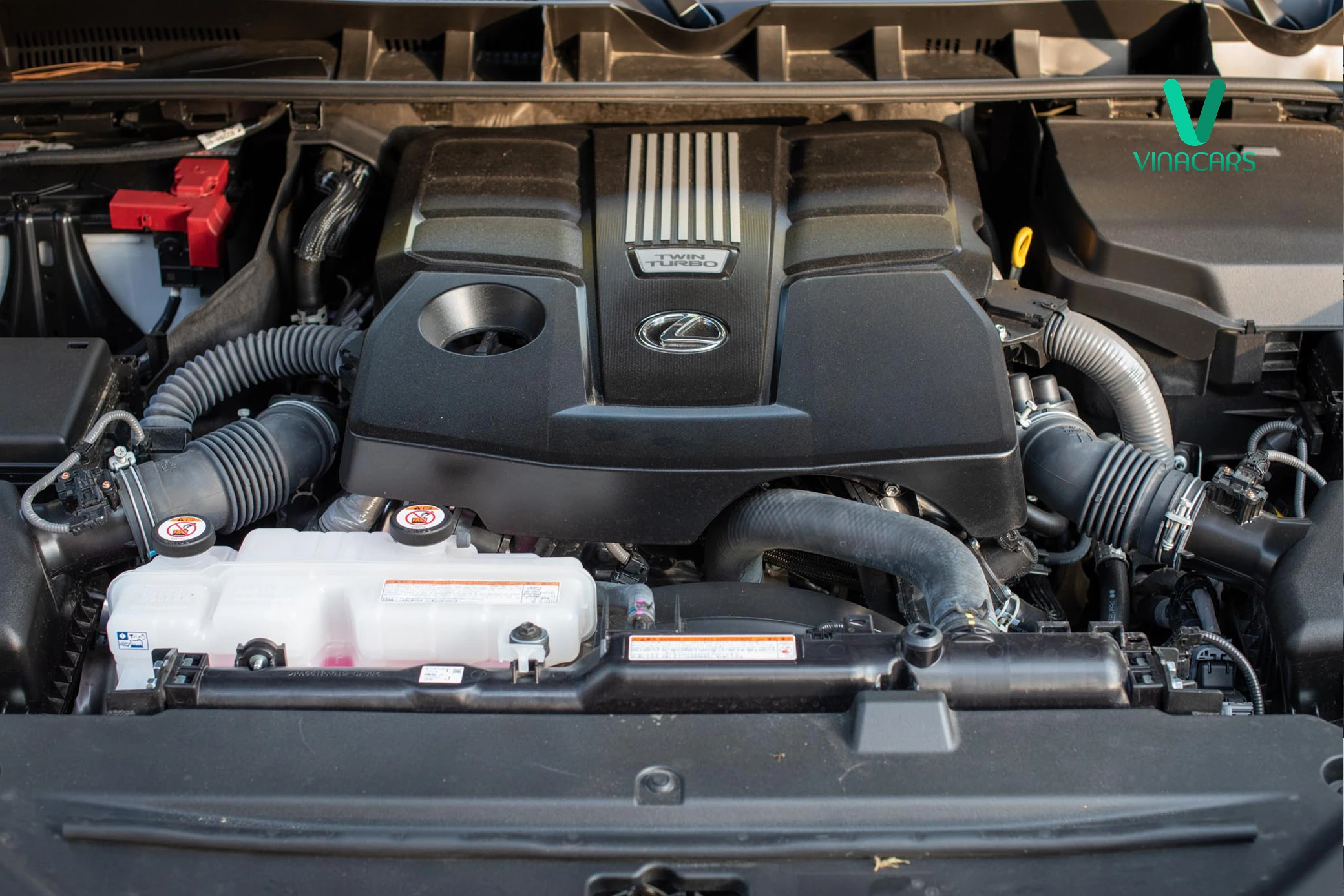 Lexus LX600 F-Sport 2025