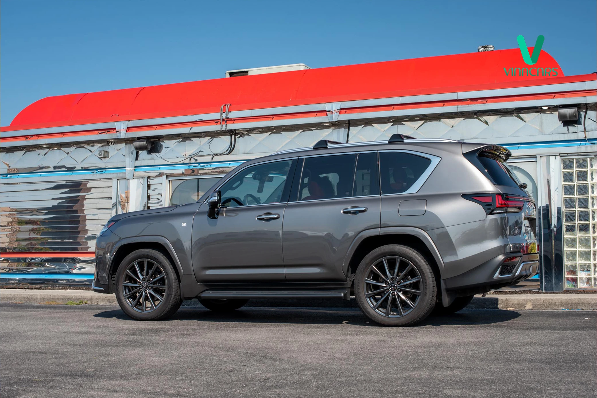 Lexus LX600 F-Sport 2025