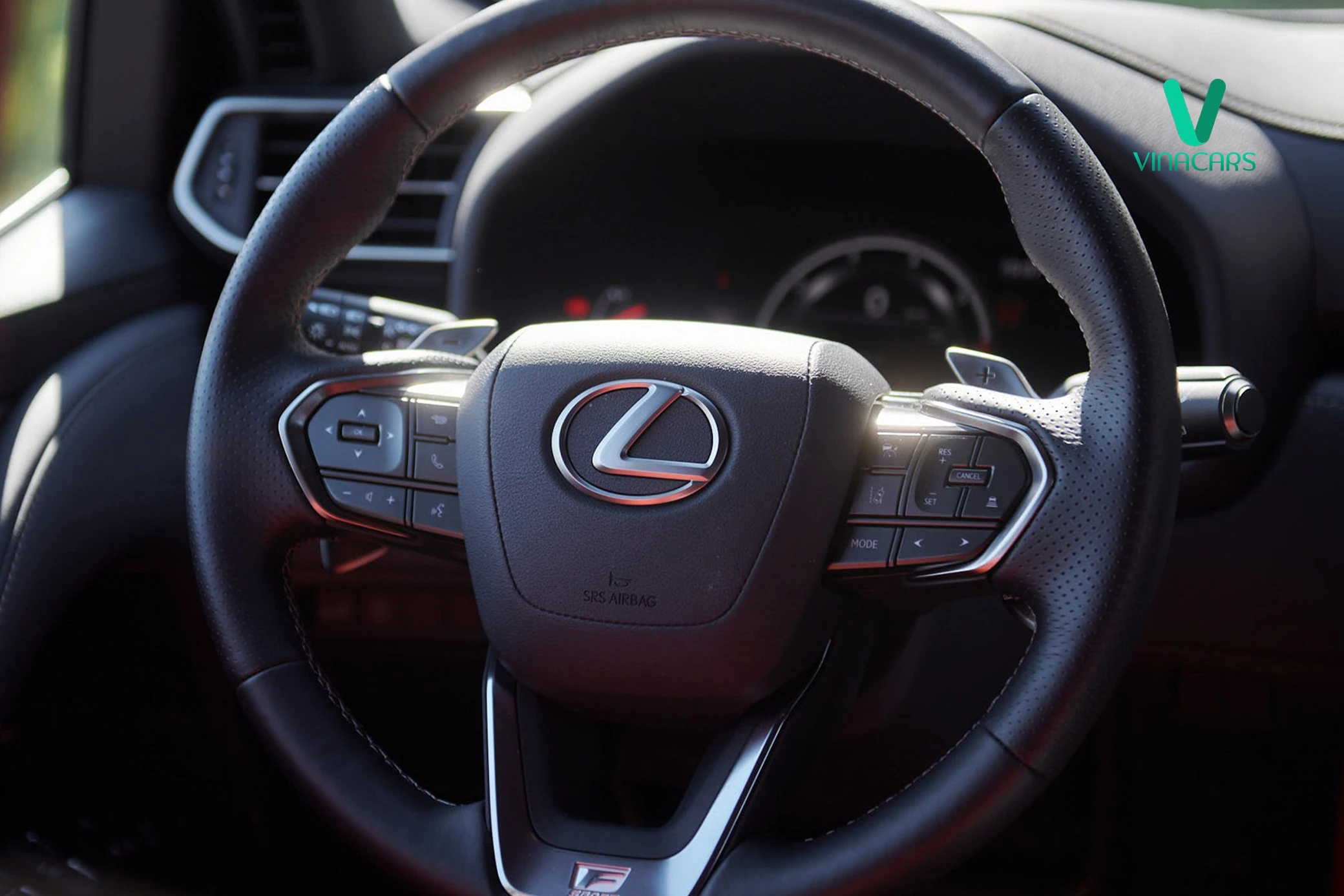 Lexus LX600 F-Sport 2025