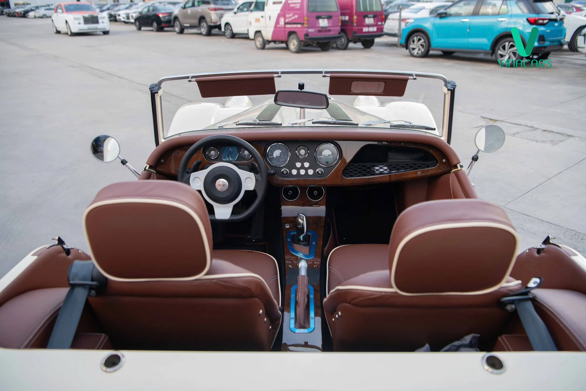 Morgan Plus Six AT 2025