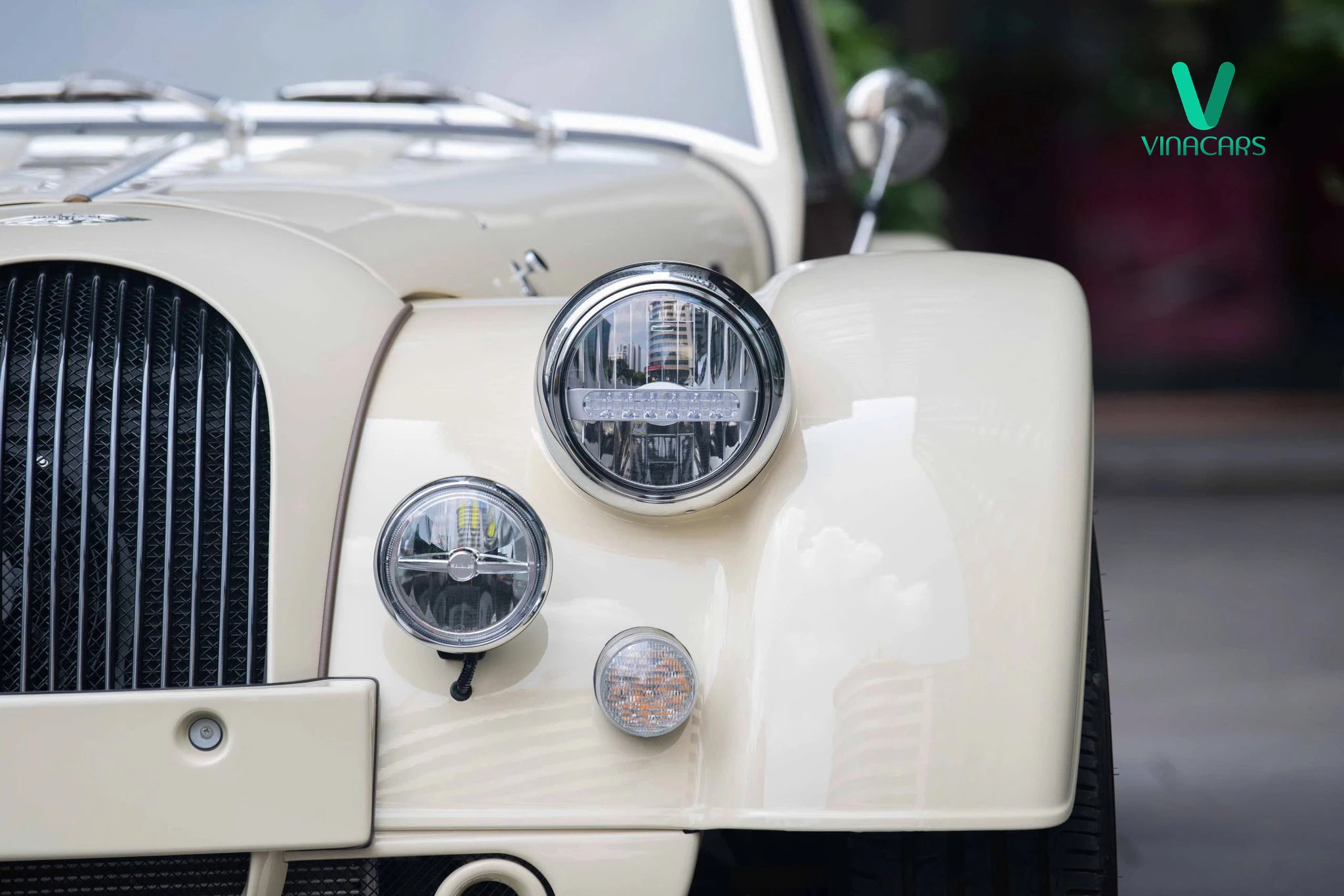 Morgan Plus Six AT 2025