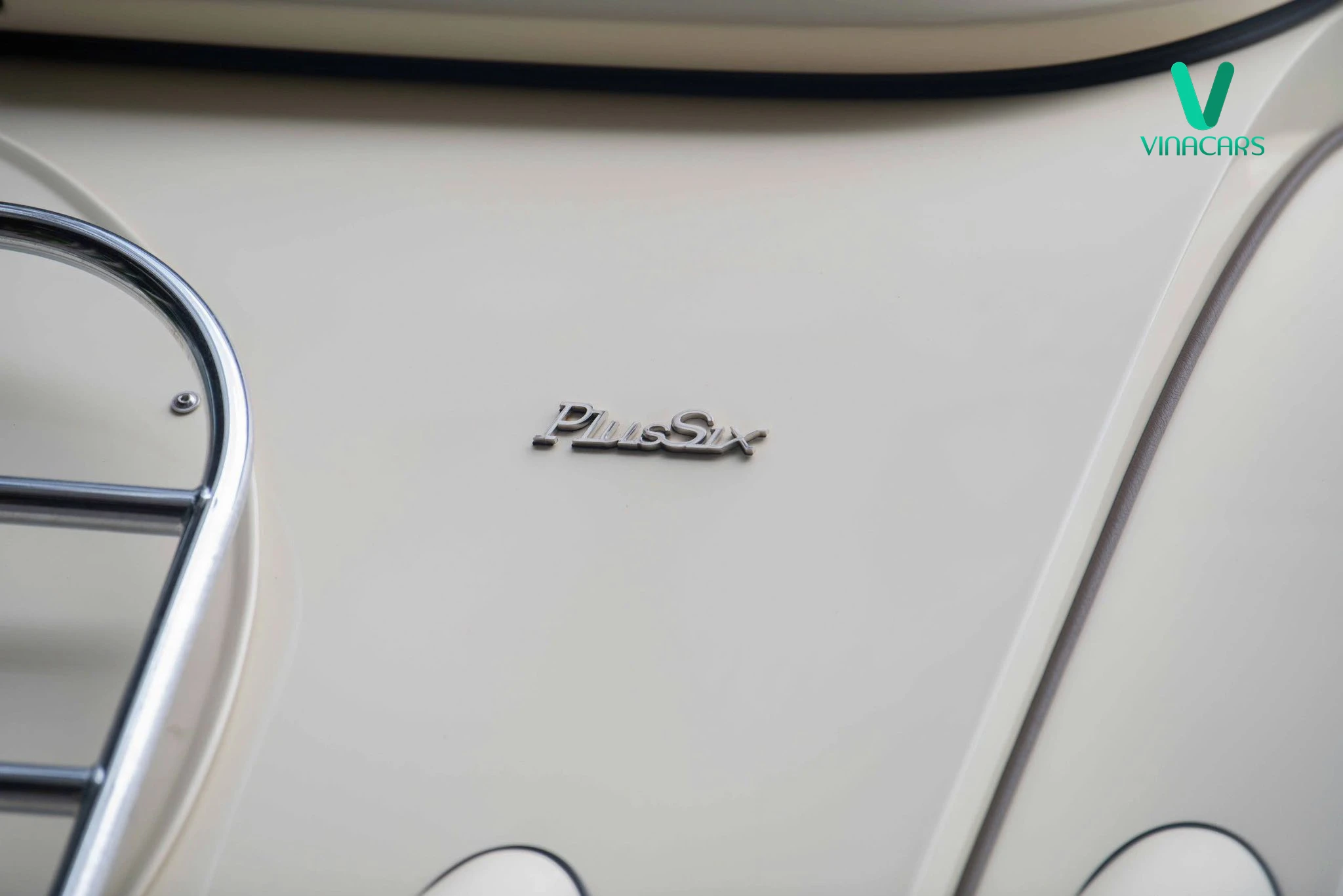 Morgan Plus Six AT 2025