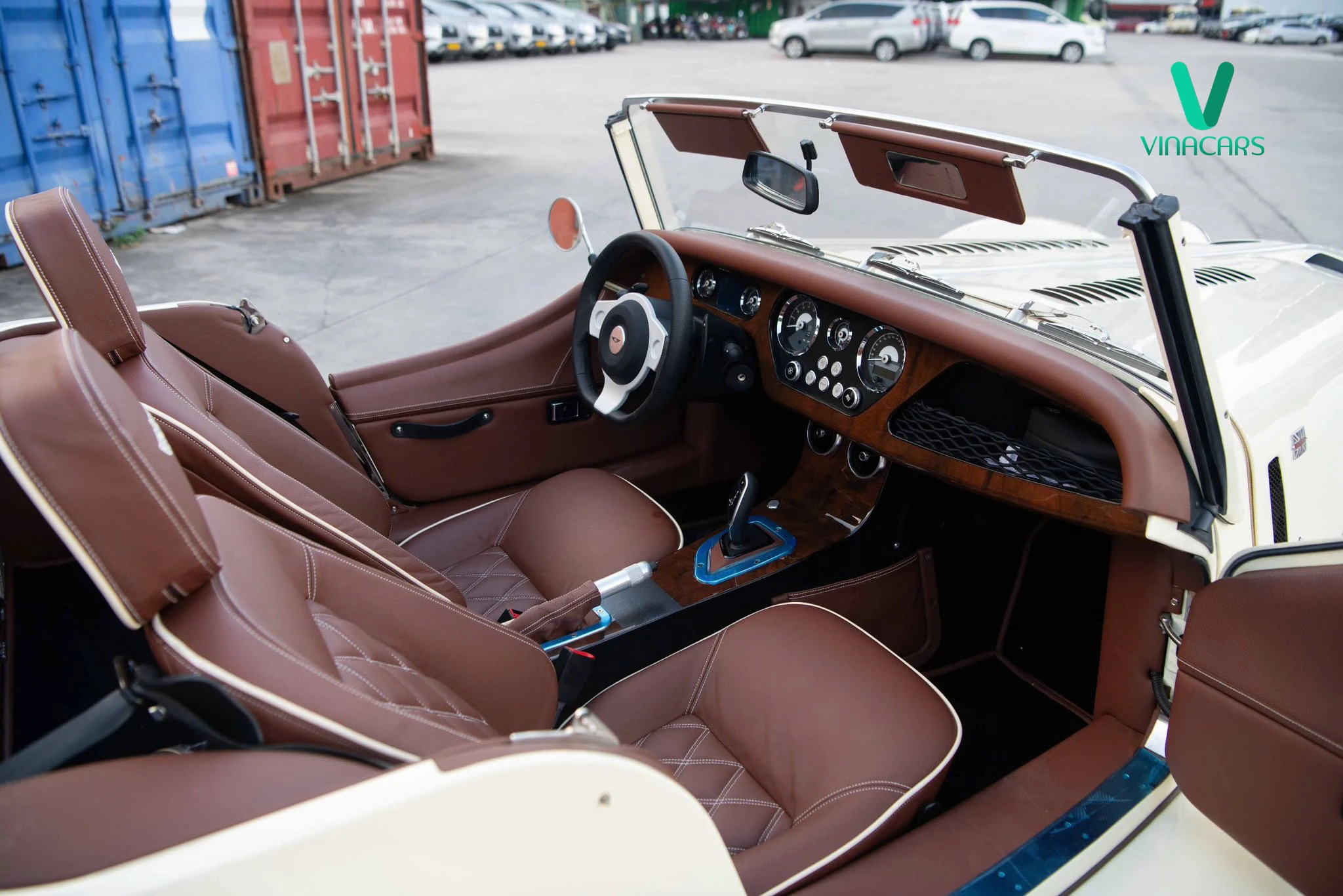 Morgan Plus Six AT 2025