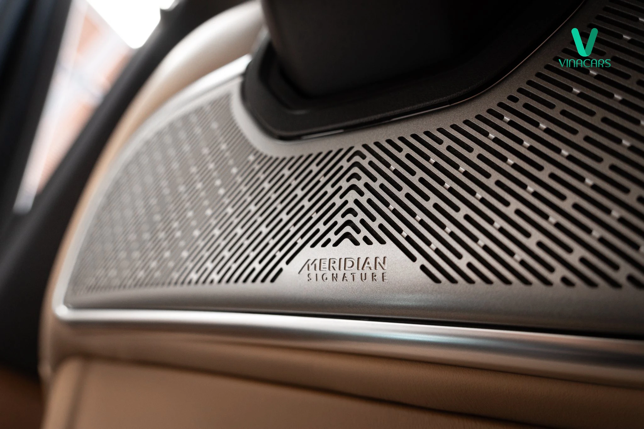 Range Rover Autobiography LWB PHEV 2025