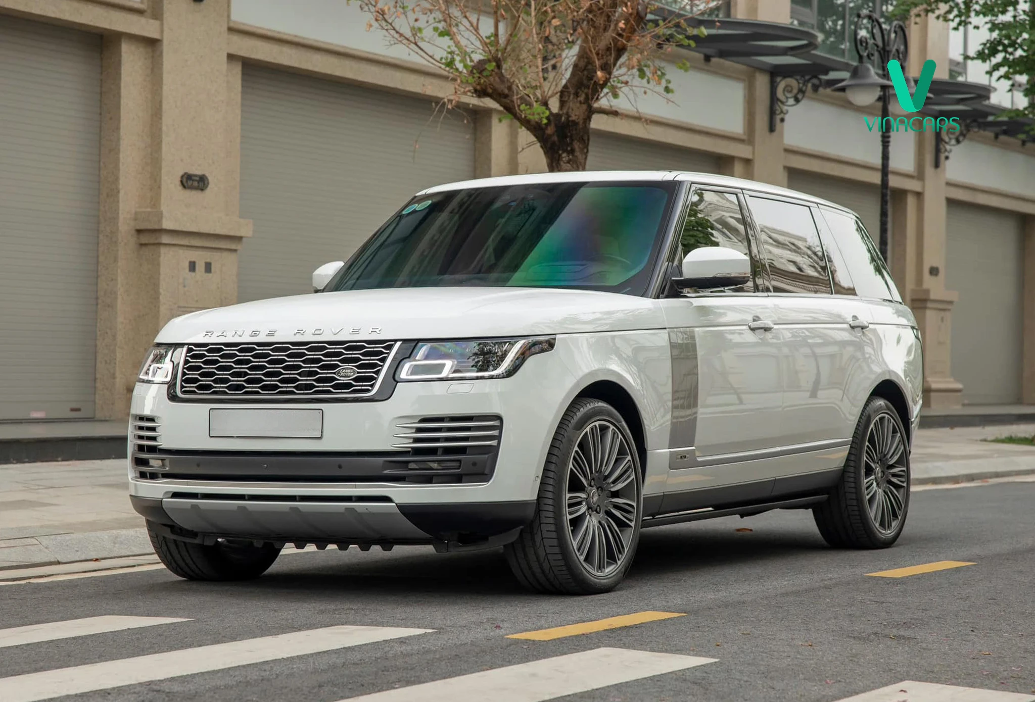 Range Rover Autobiography P400 LWB 2020