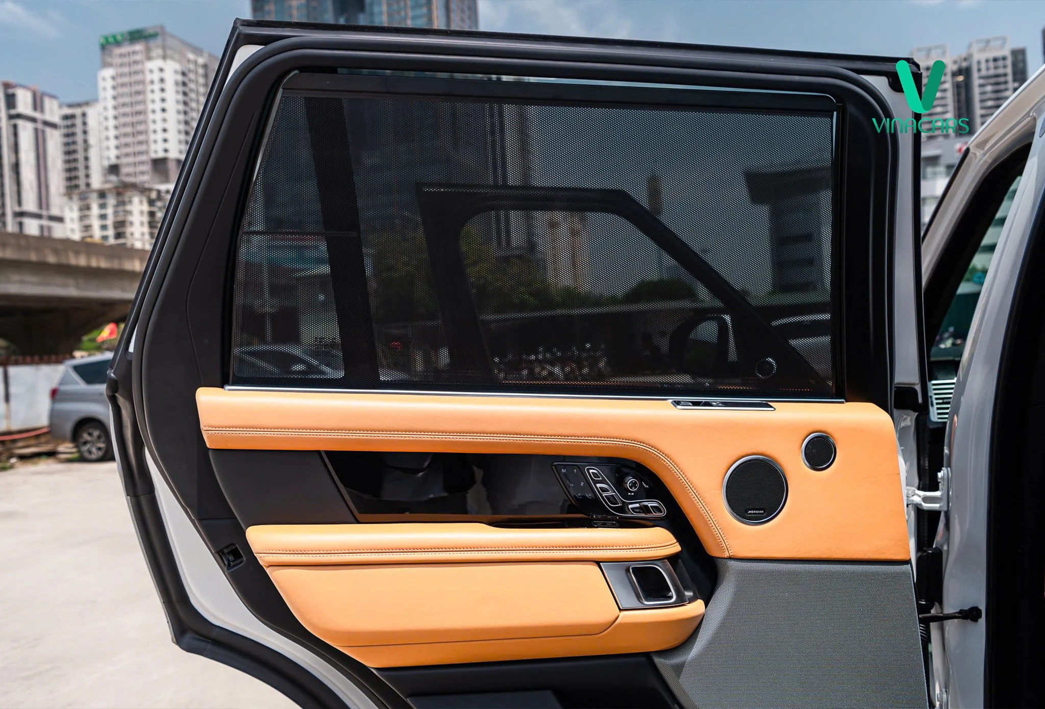 Range Rover Autobiography P400 LWB 2020