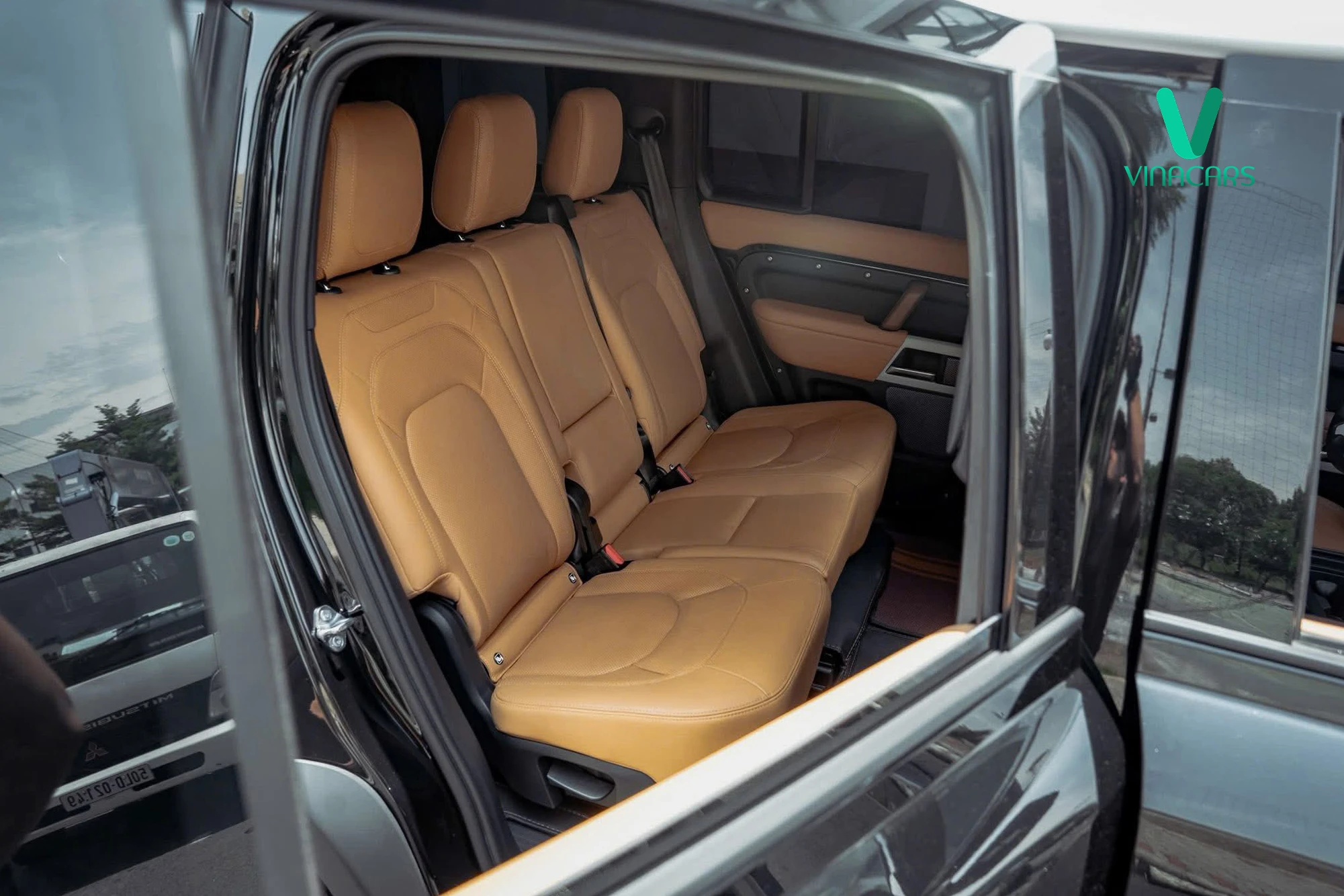 Land Rover Defender 110 HSE P400 Model 2025