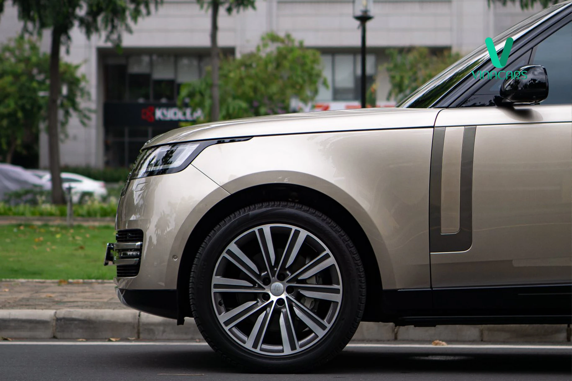 Range Rover SE LWB P400 Model 2025