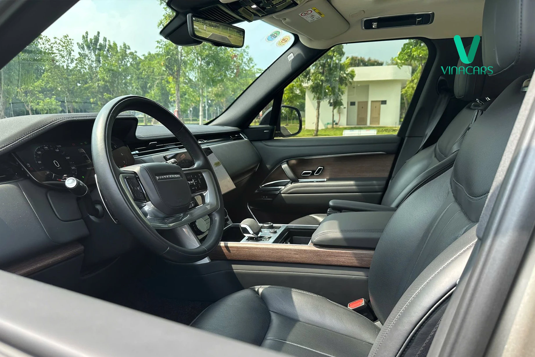 Range Rover SE LWB P400 Model 2025