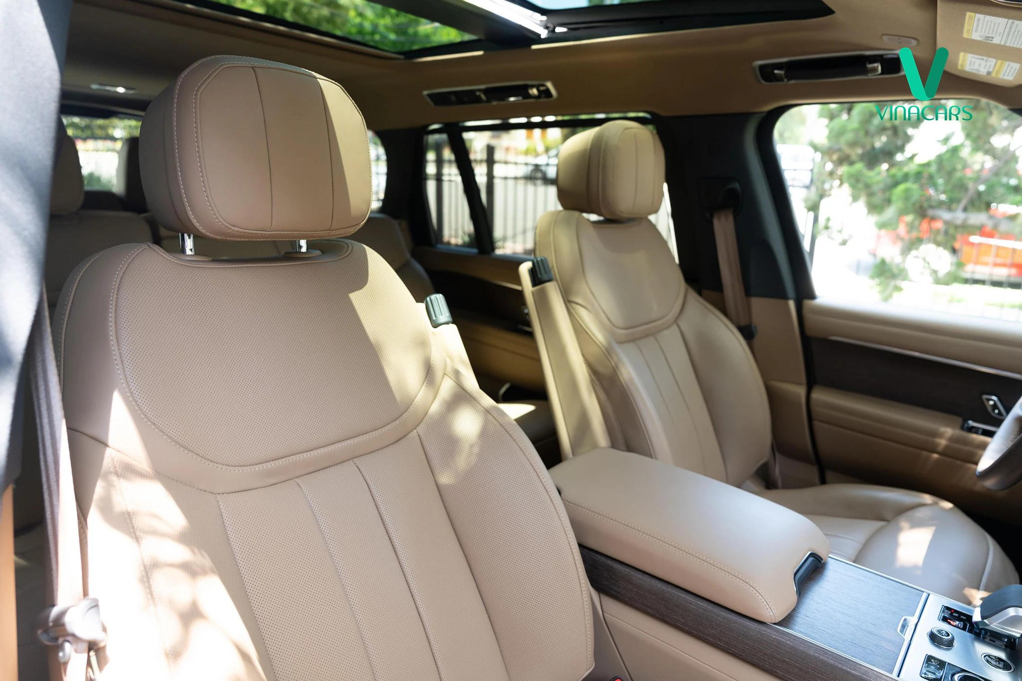 Range Rover SE LWB P530 2025