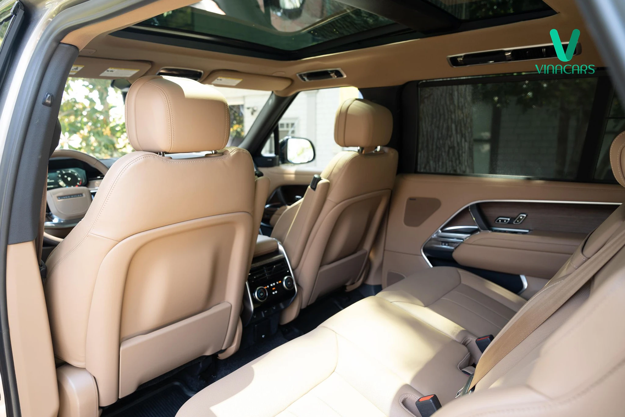 Range Rover SE LWB P530 2025