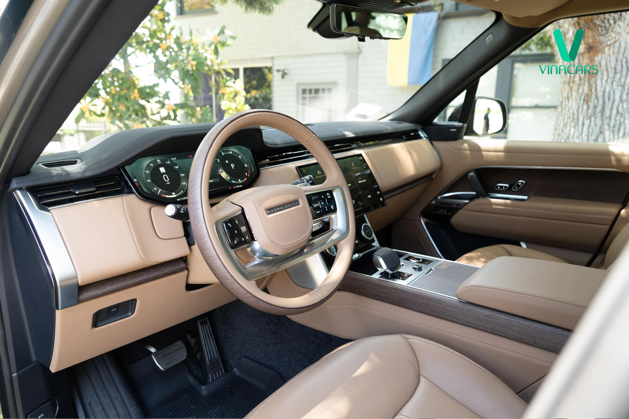 Range Rover SE LWB P530 2025