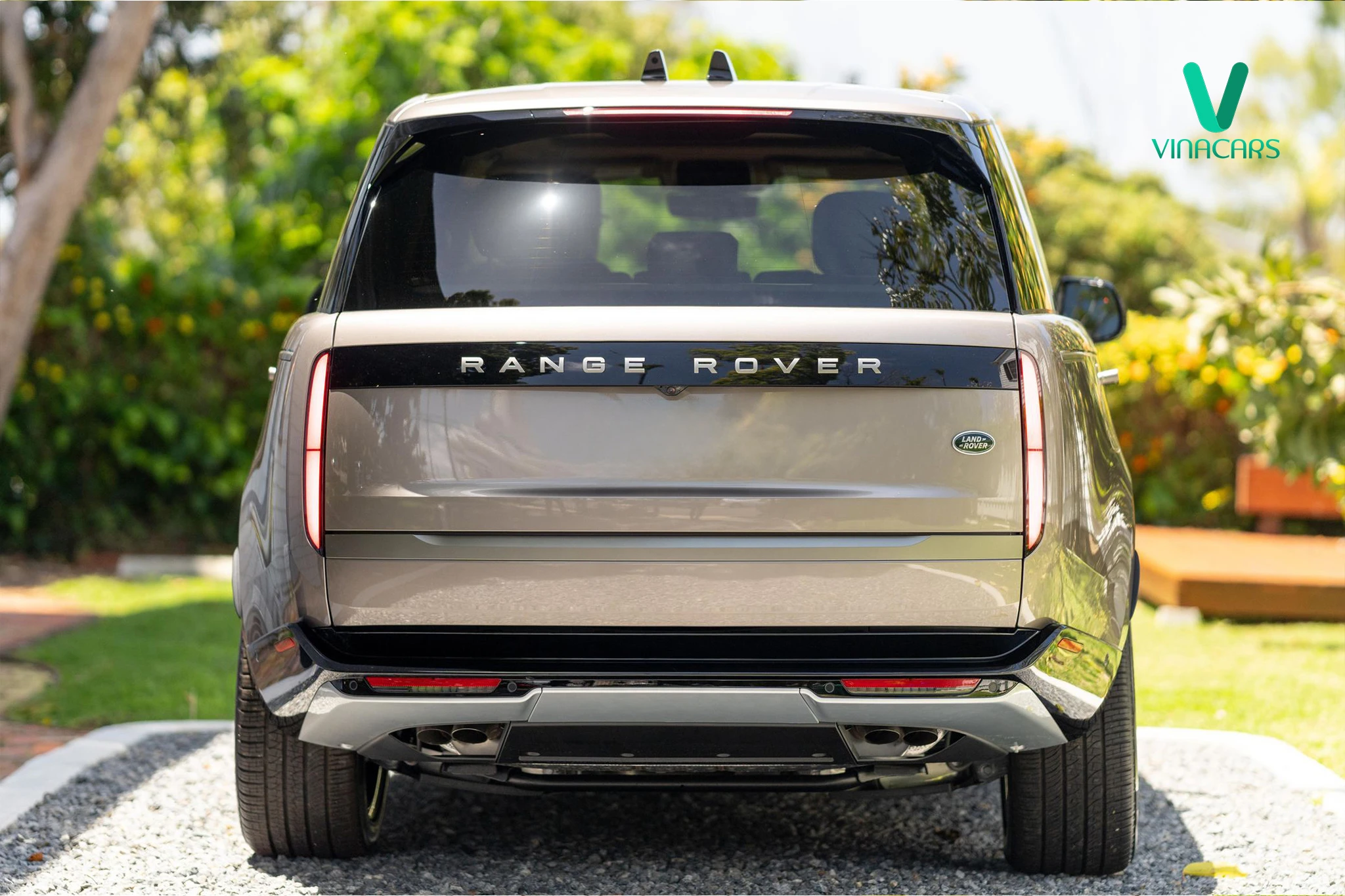 Range Rover SE LWB P530 2025