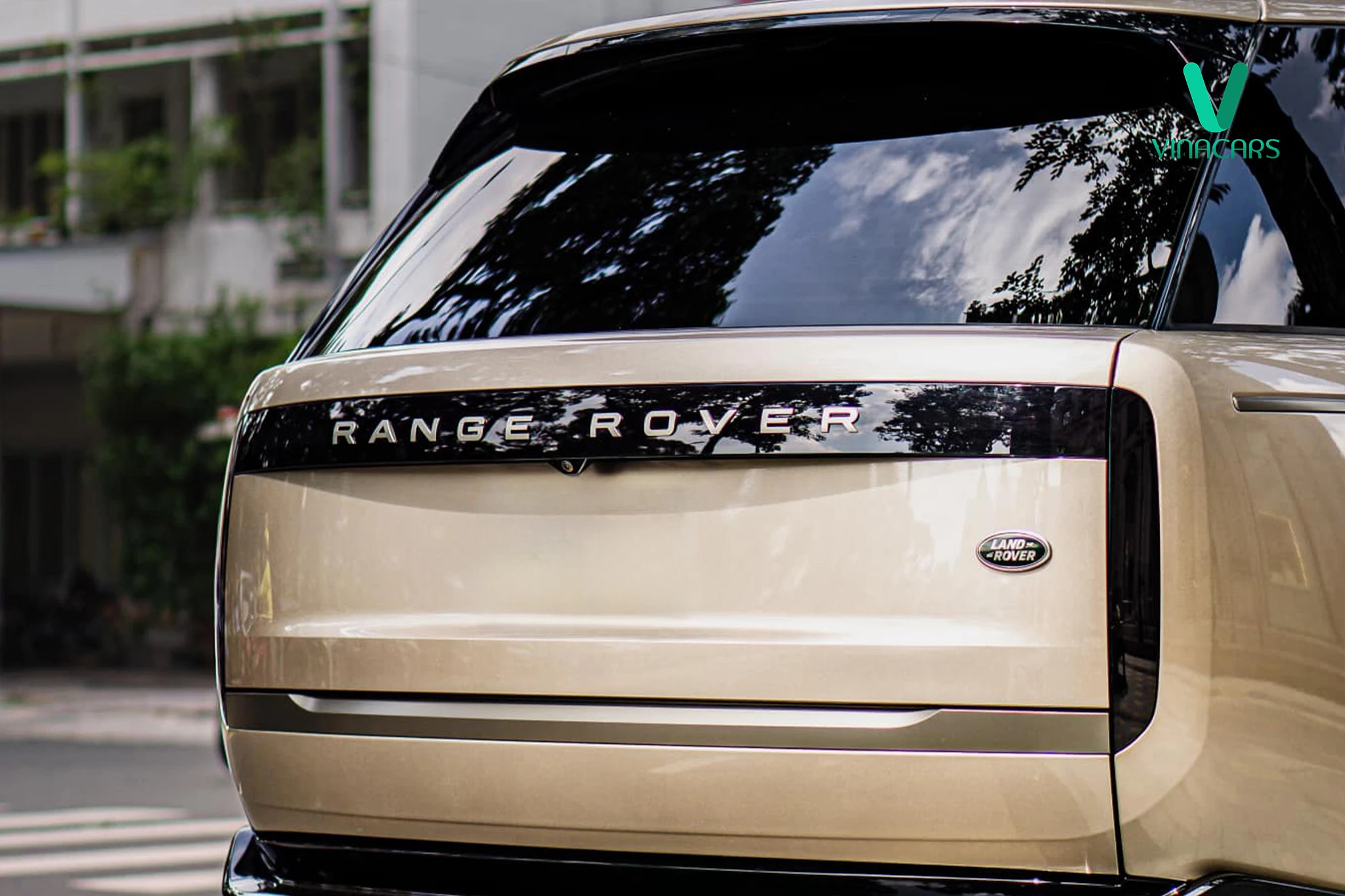 Range Rover SE LWB P530 2025