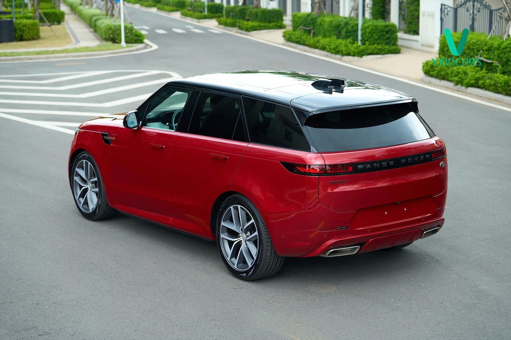 Range Rover Sport Dynamic HSE P360 2025