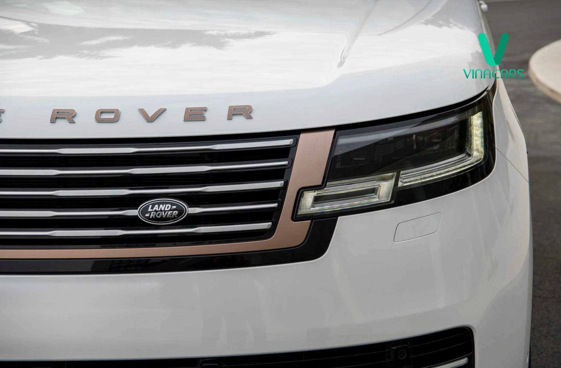Range Rover SV LWB P615 2025