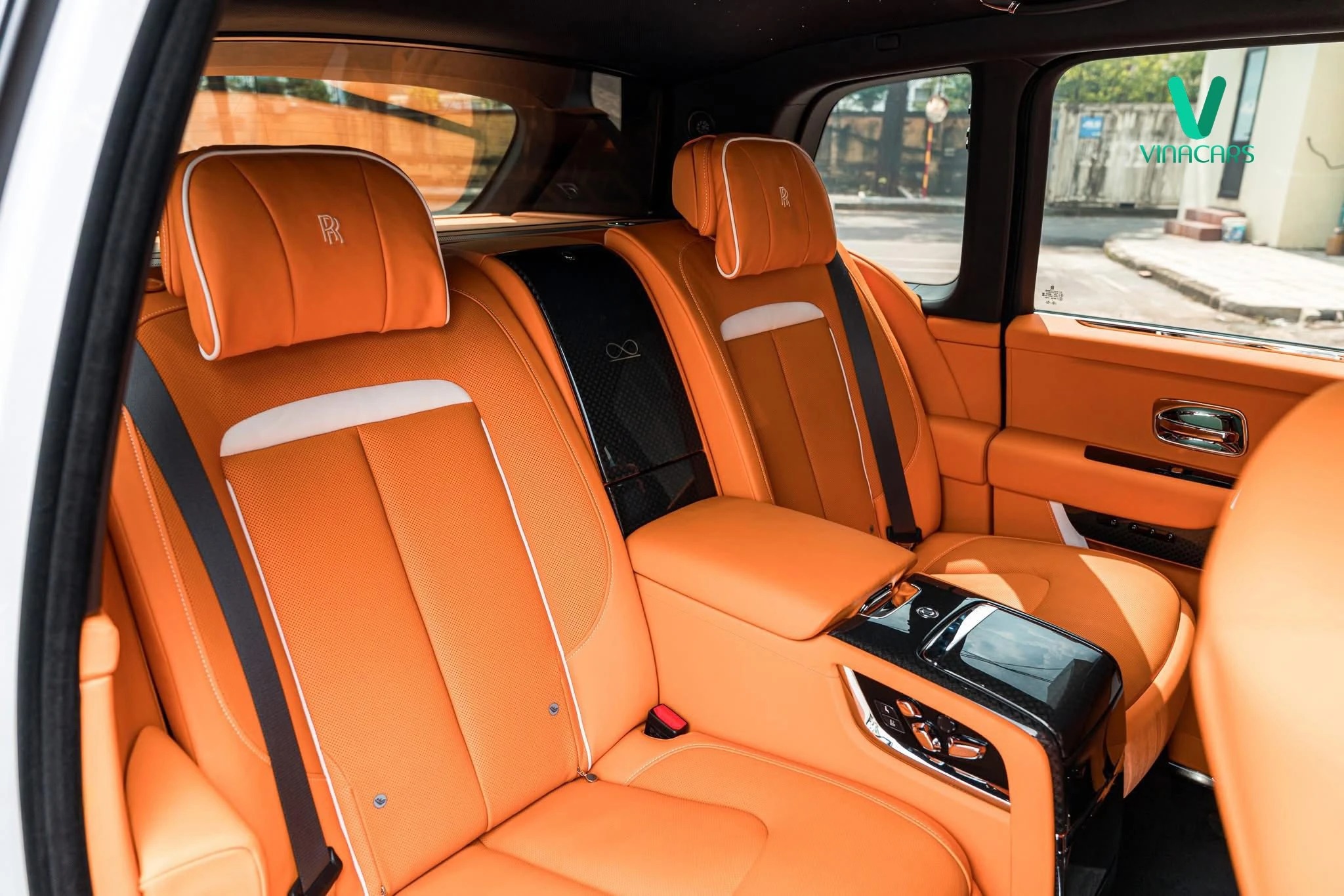 Rolls Royce Cullinan Black Badge Series II 2025