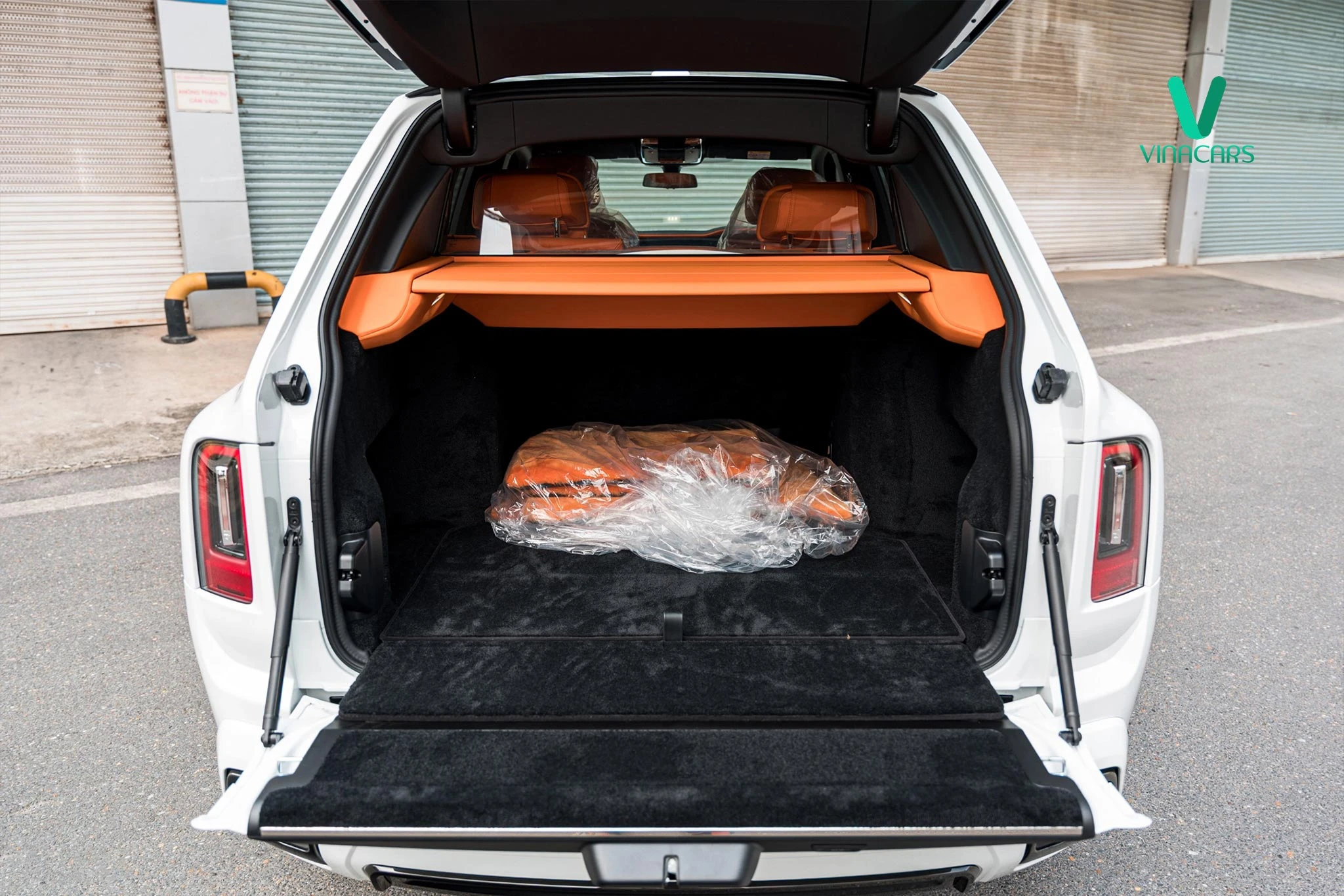 Rolls Royce Cullinan Black Badge Series II 2025