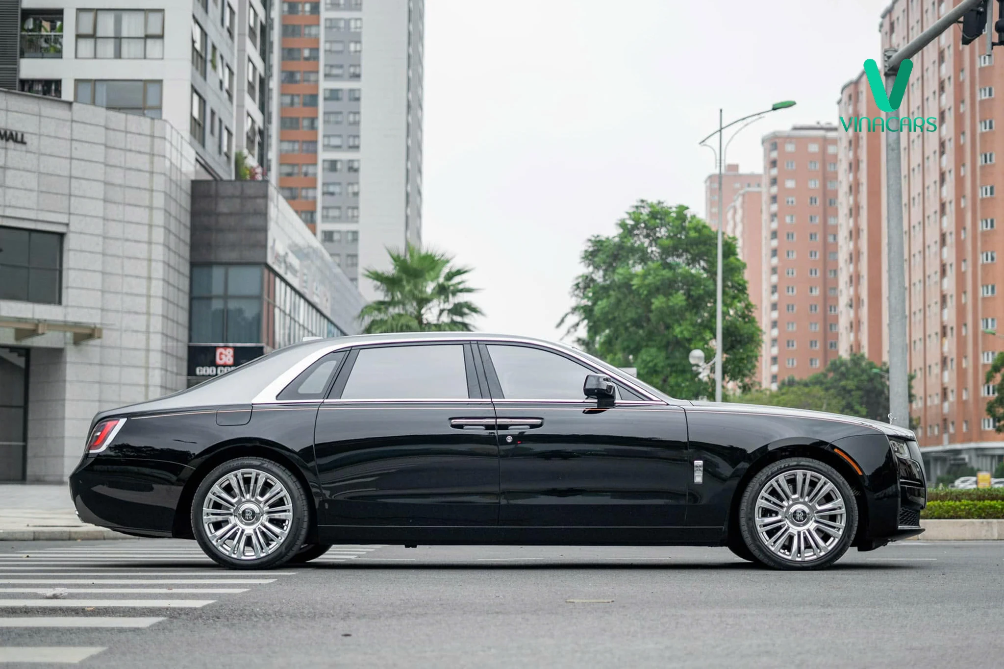 Rolls-Royce Ghost EWB 2021
