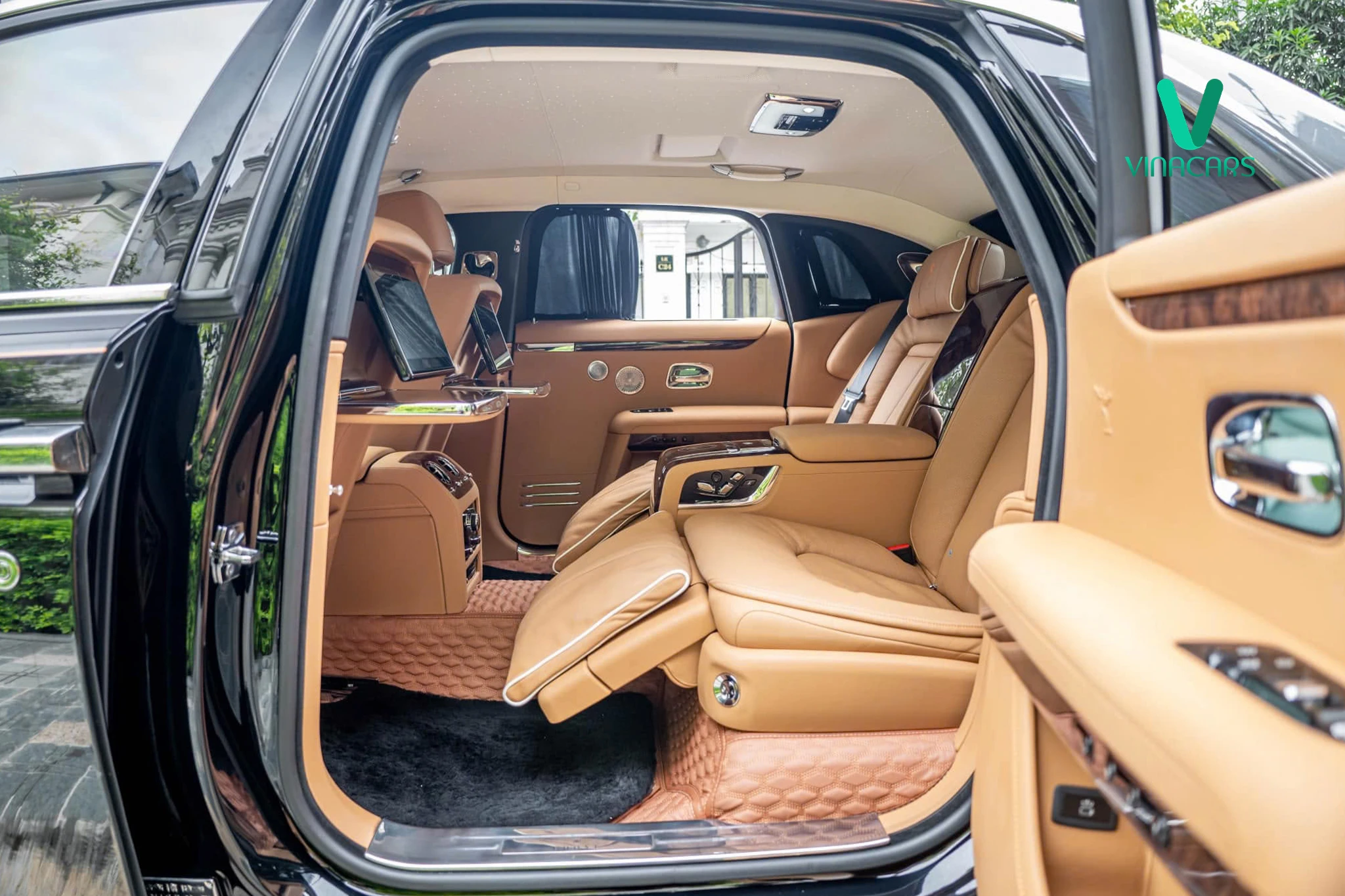 Rolls-Royce Ghost EWB 2021
