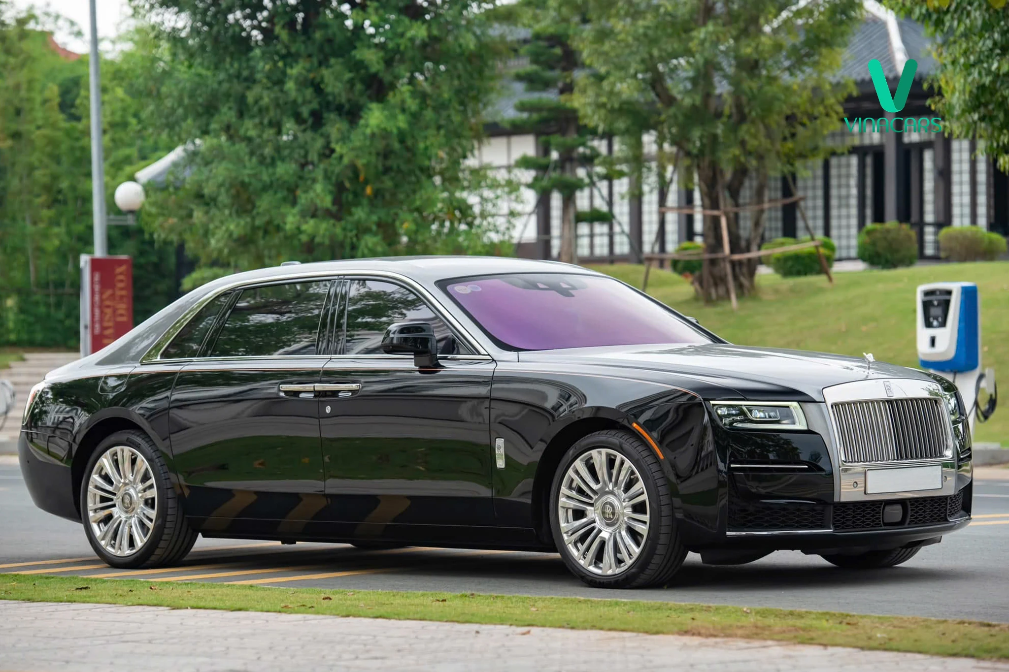Rolls-Royce Ghost EWB 2021