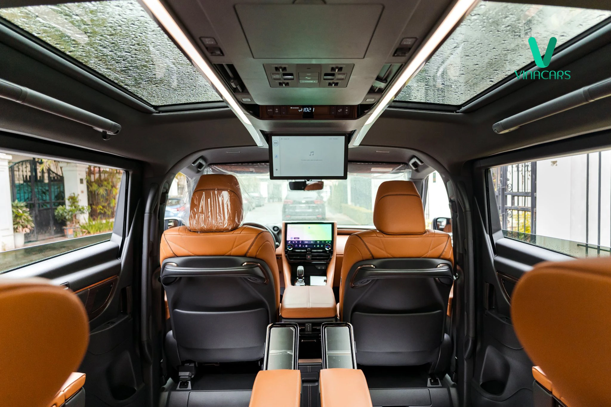 Toyota Alphard HEV 2025