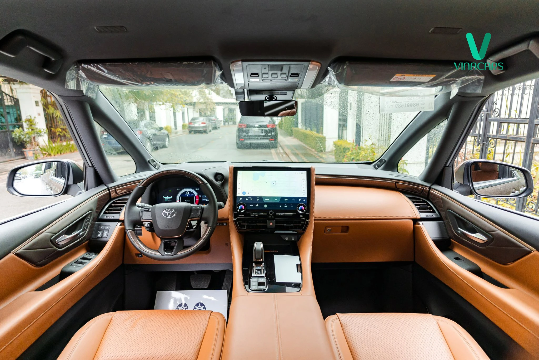 Toyota Alphard HEV 2025