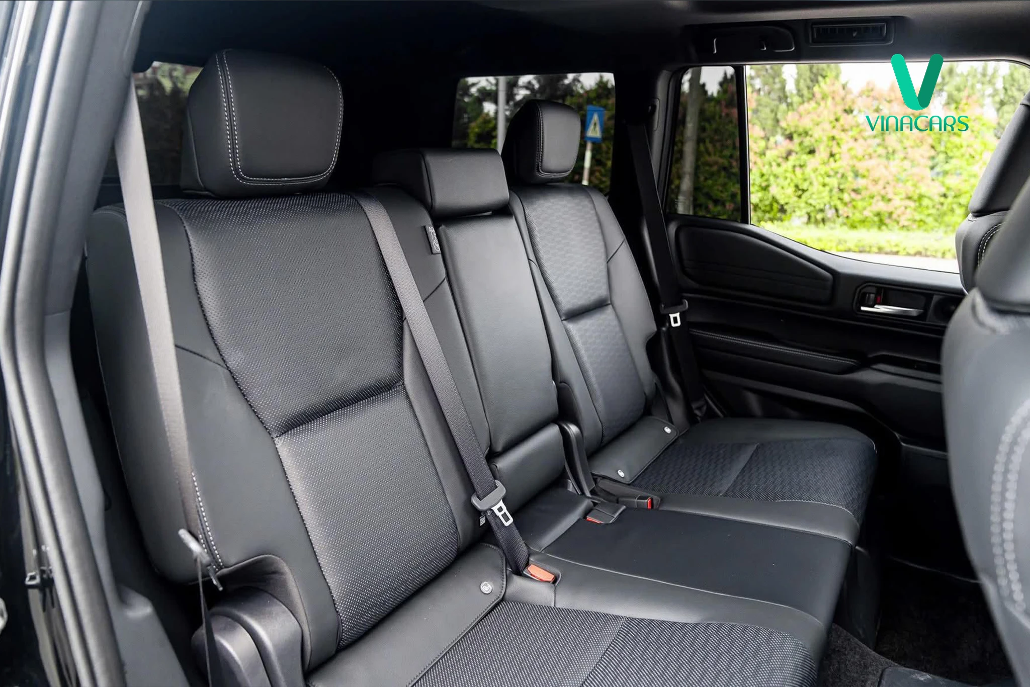 Toyota Land Cruiser Prado 2025